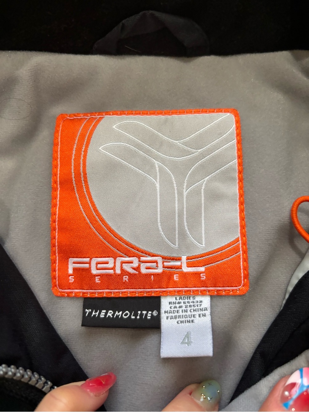 FERA Black & White‎ Women's Insulated Ski Jacket - Picture 8 of 8